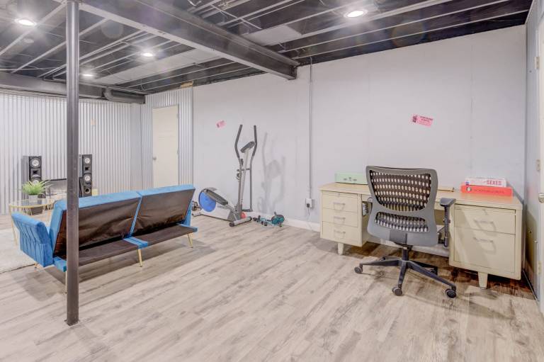 Remodeled and Inviting Free EV Charging Station Level 2 — photo 5
