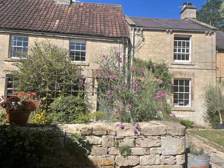 Cottage Bath