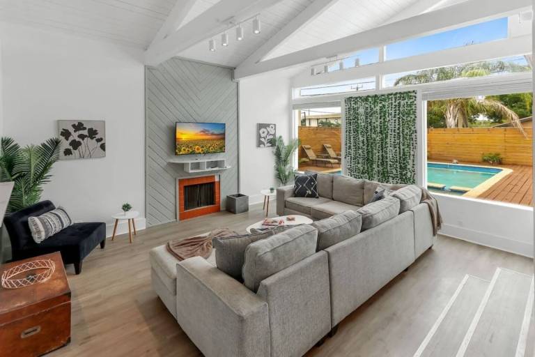 House  Wilton Manors