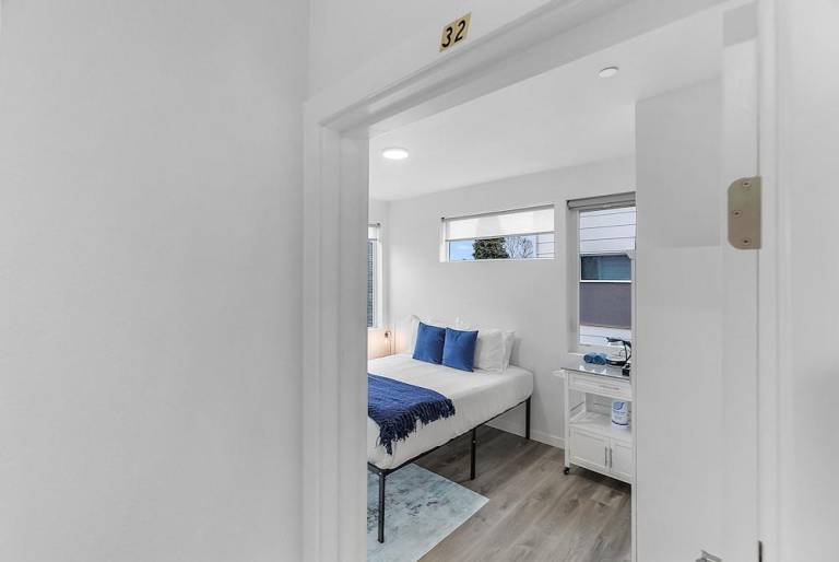 Dreamfyre's Ancient Dragon Horn Suite in Seattle, WA