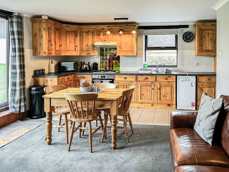 Children-friendly lovely cottage with yard | Pets are welcome — photo 3