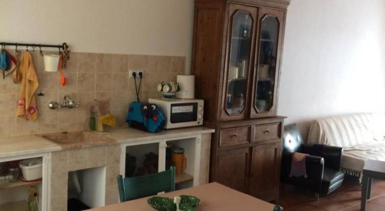 Vacation home with patio & barbecue — photo 4
