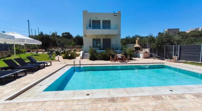 Villa with garden, private pool & patio in Apokoronas