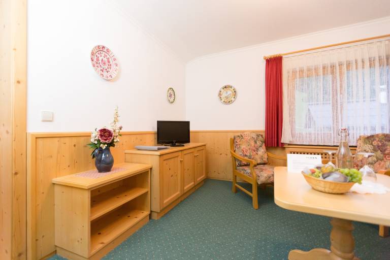 Hotel Sonnleiten (DE Reit im Winkl) - - 9830 — photo 2