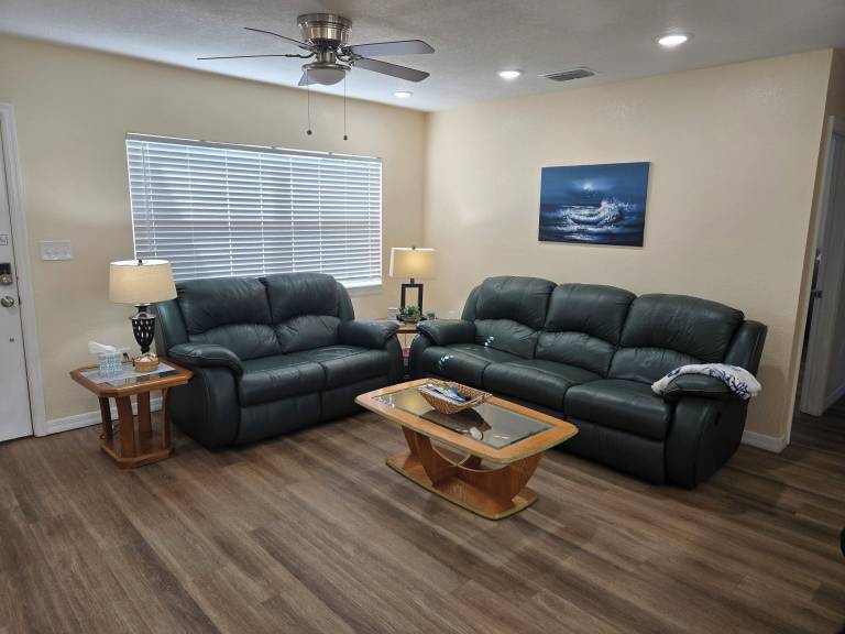 House Lakeshore