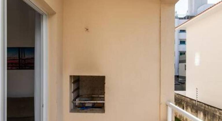 Rental apartment with barbecue & yard — photo 4