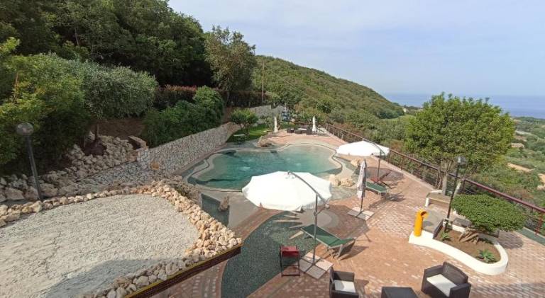 Wonderful holiday apartment with yard, pool & terrace | Pets are welcome — photo 3