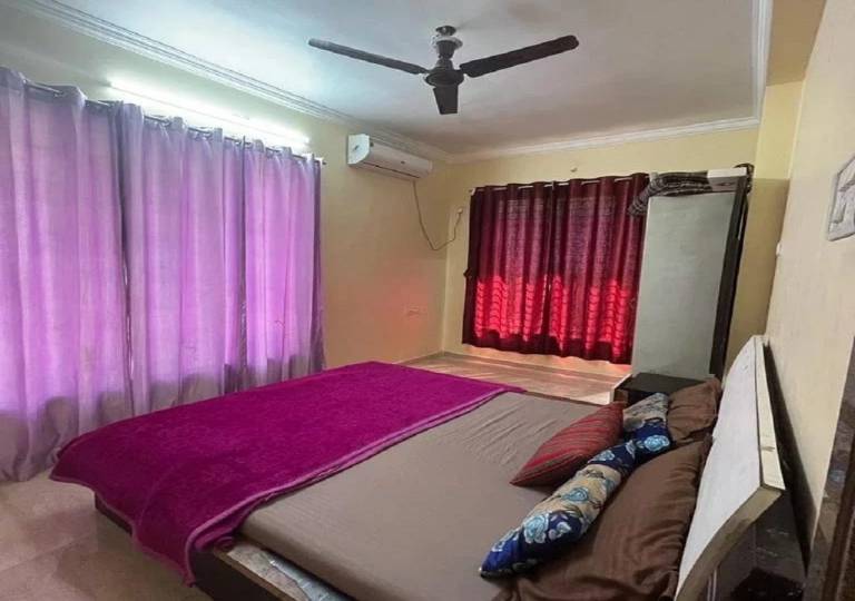 Villa with terrace & pool | Pets allowed in Khandala