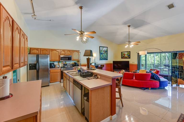 Tropical Vibes! Riverfront Bonita Springs Hideaway — photo 5