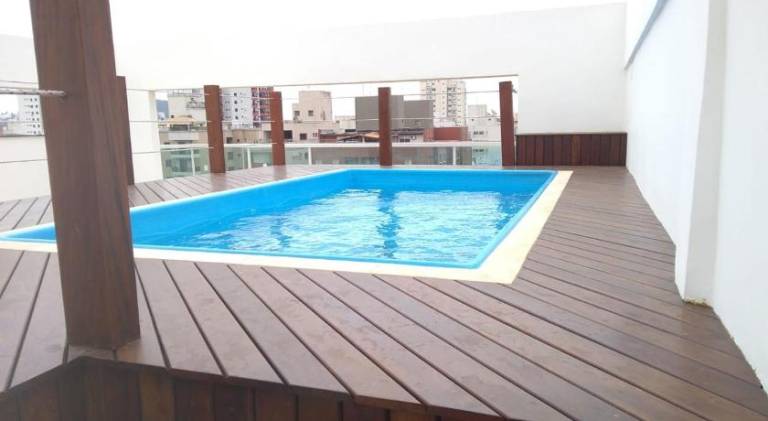 Apartment with pool in Guarujá