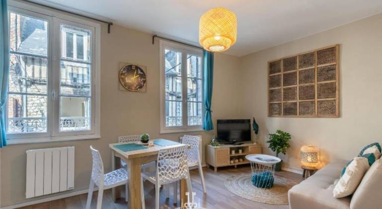 Rental apartment with 1 room for 2 persons in Honfleur