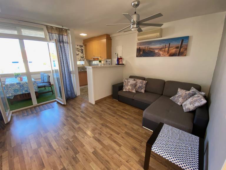 Holiday apartment with patio & yard — photo 2