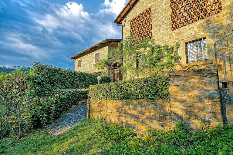 Villa with patio, barbeque & yard — photo 4