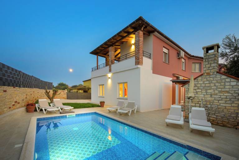 Villa Pula