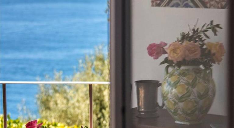 Villa with 2 rooms for 5 persons — photo 4