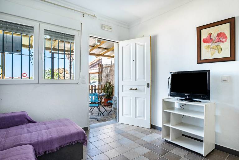 Beachfront House Bolonia 2 - 2 min to Beach, Sea Views & Wi-Fi — photo 5
