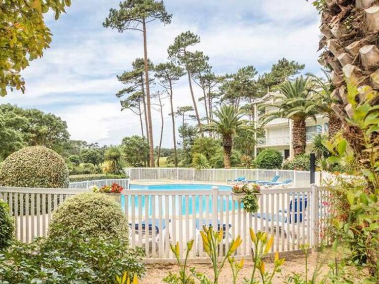 Holiday apartment with pool & terrace | Pool view — photo 3