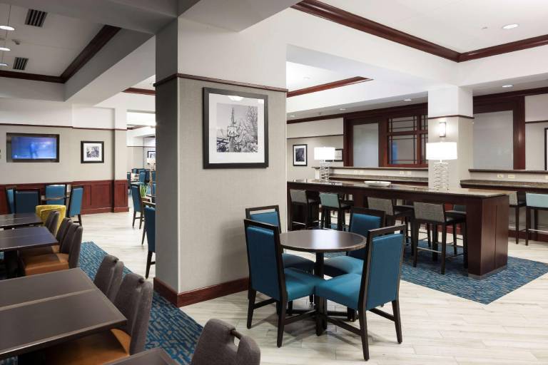 Hampton Inn & Suites Oklahoma City-Bricktown — photo 3