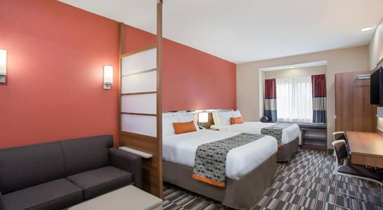 Microtel Inn & Suites by Wyndham Walterboro — photo 2