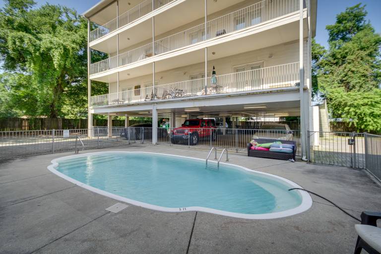 Biloxi Condo w/ Community Pool  Half-Mi to Beach! — photo 3