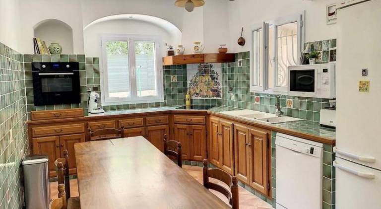 Villa with private pool, garden & patio | Pets are welcome — photo 4