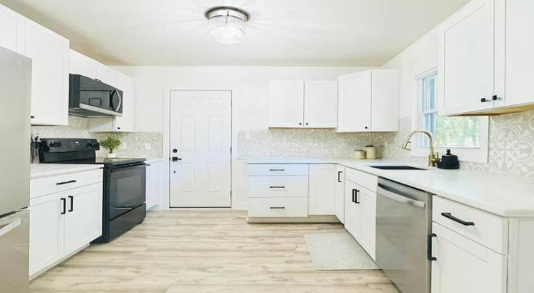 Charming vacation home | Dogs allowed — photo 2