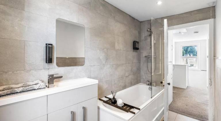 Modern and spacious maisonette — photo 2