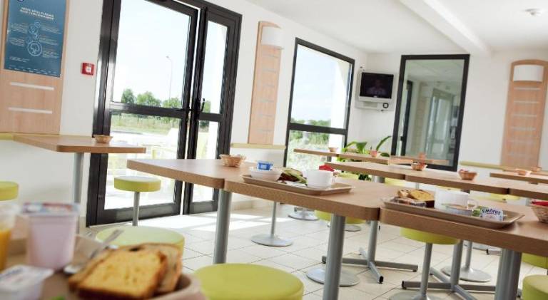 Ibis budget Niort - La Creche — photo 5