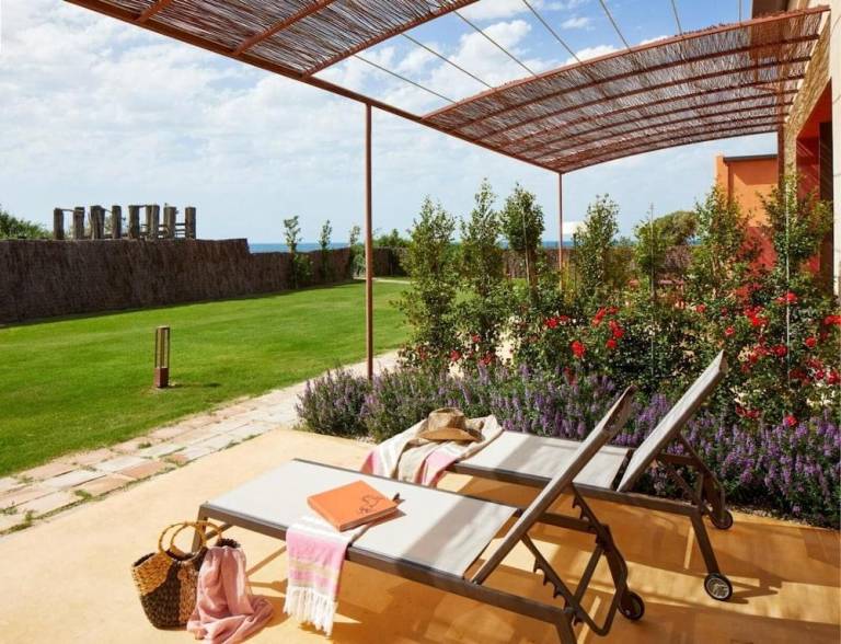 Rental apartment with yard & terrace — photo 4