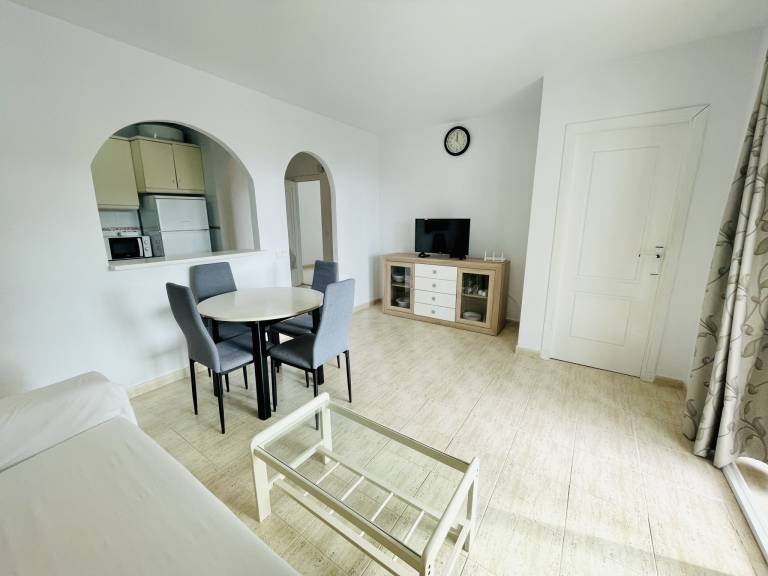 Family-friendly holiday apartment with pool, terrace & garden | Next to the beach | Pet-friendly — photo 5