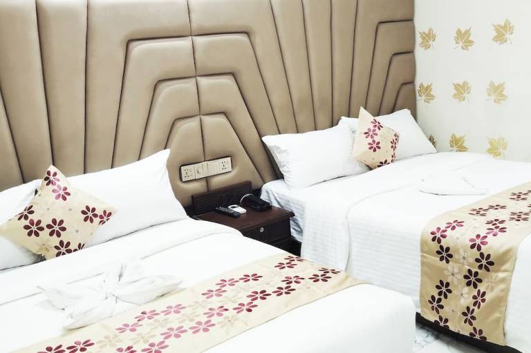 Hotel Luxury Inn