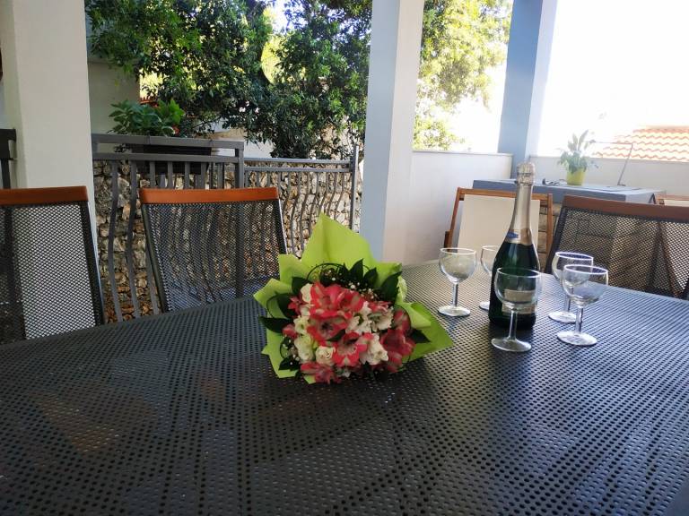 Apartment with terrace, BBQ & garden | Pet-friendly — photo 4