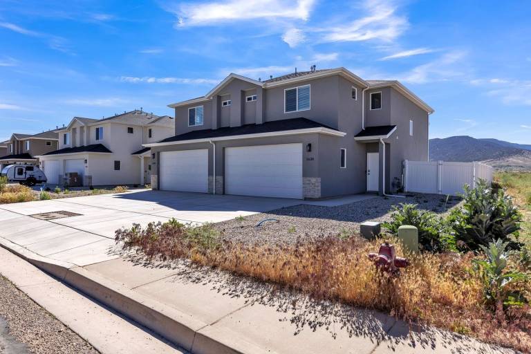 House  Cedar City