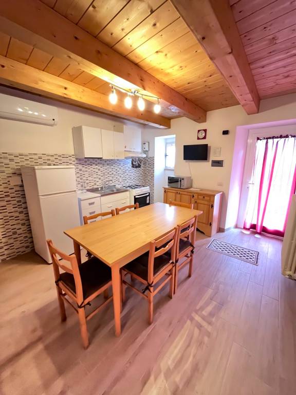 Holiday apartment with yard | Nature view in Camerano