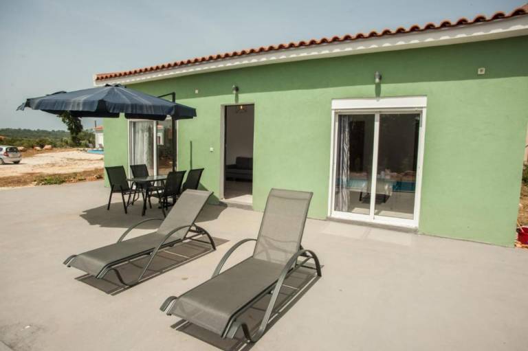 About Summer Villa Thea — photo 4