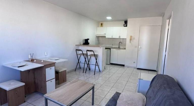 Charming rental apartment with patio | Pets are welcome — photo 2