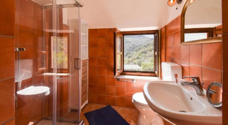 Villa with hot tub | Pets allowed — photo 2