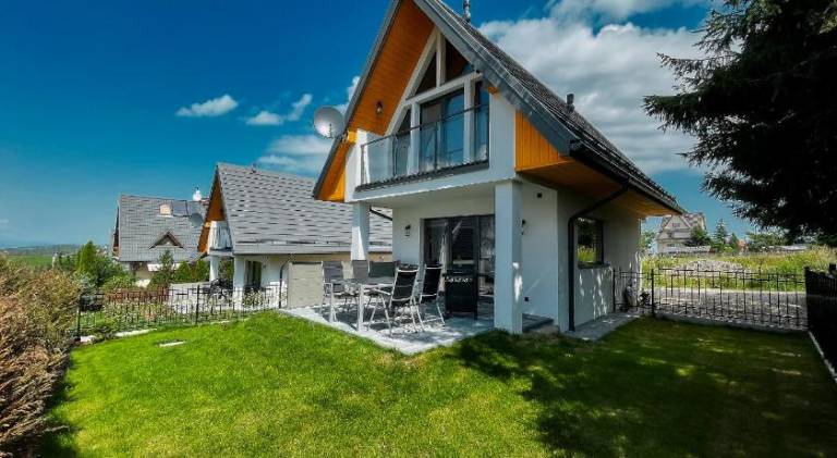 Domek w stylu alpejskim  Suche