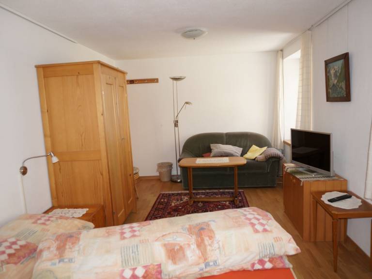 Holiday apartment with patio — photo 3