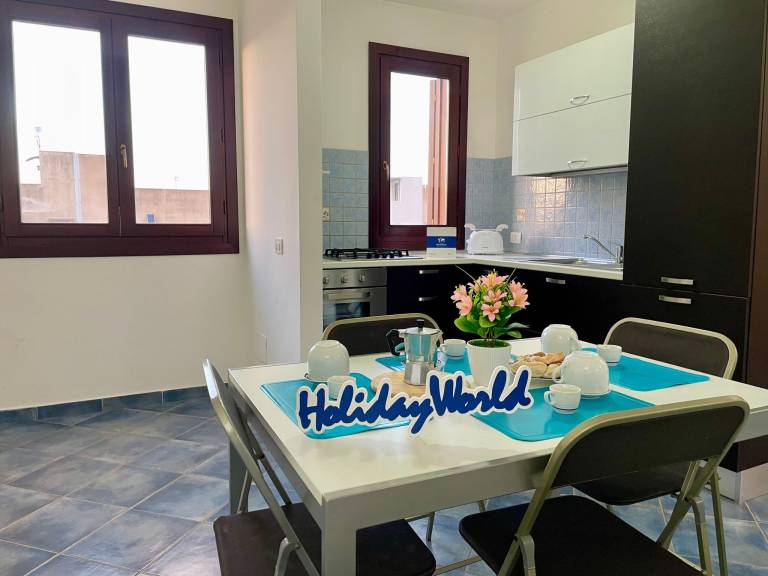 Rental apartment with patio — photo 4
