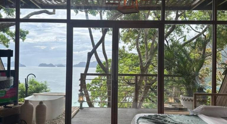 Chalet with pool | Pet-friendly — photo 3