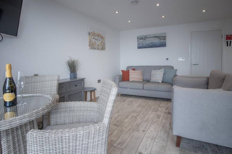 Child-friendly apartment with fast internet | Water view | Next to the beach | Pet-friendly — photo 2
