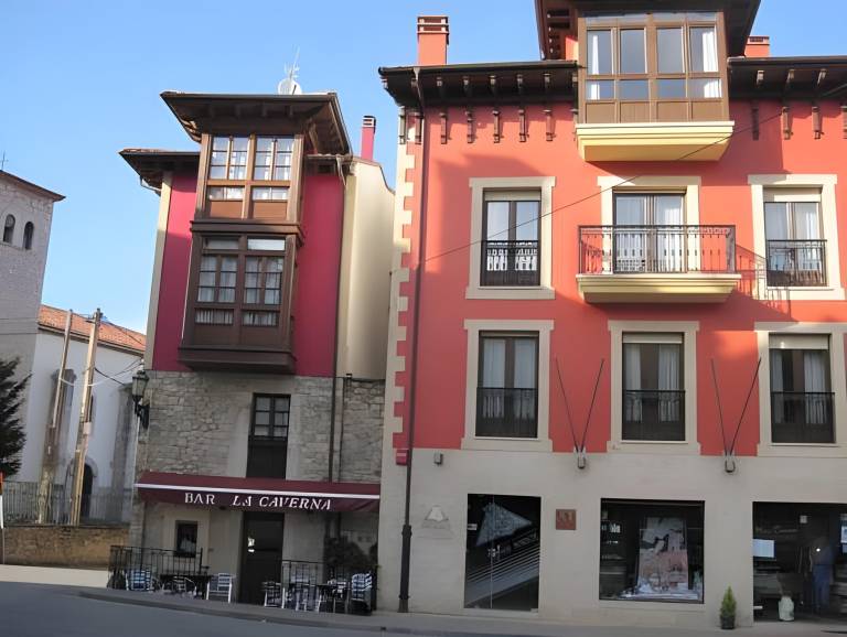 Rental apartment with terrace in Llanes