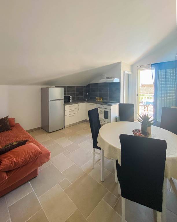 Fully equipped apartment with barbeque, terrace & garden | City view | Next to the beach | Pets allowed — photo 3