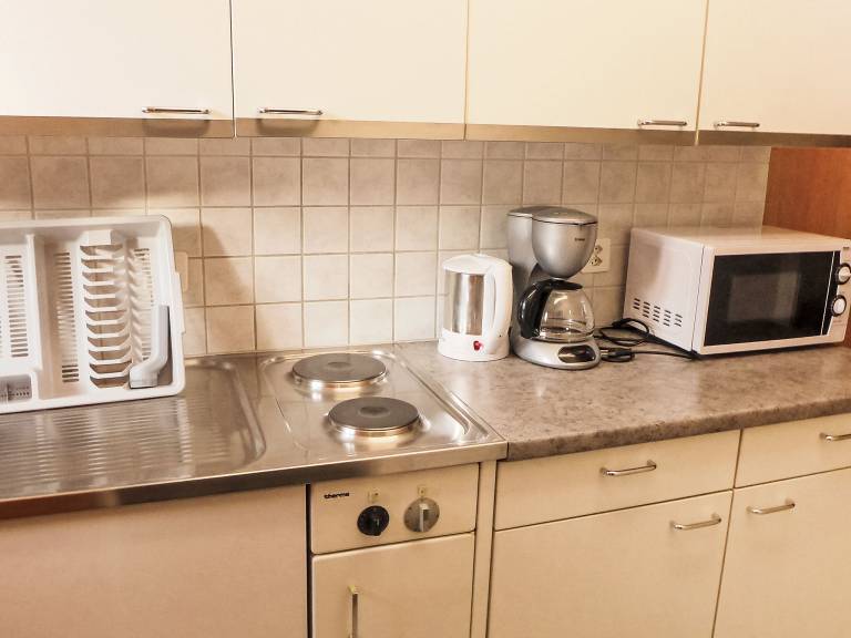 Rental apartment with patio & yard | Mountain view | Close to the ski | Pets are welcome — photo 4