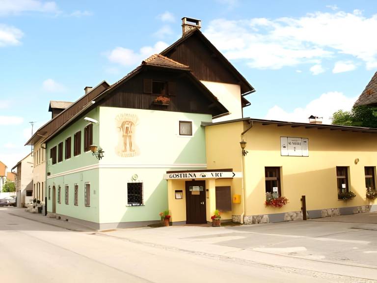 Bed & Breakfast  Bled
