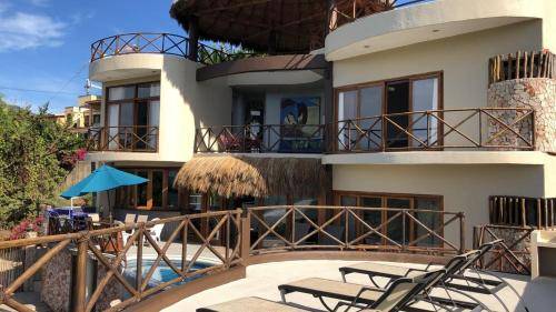 House Higuera Blanca