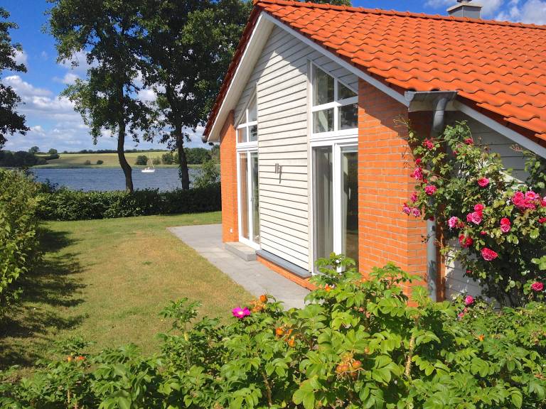 Haus 32 Rosenuferhaus