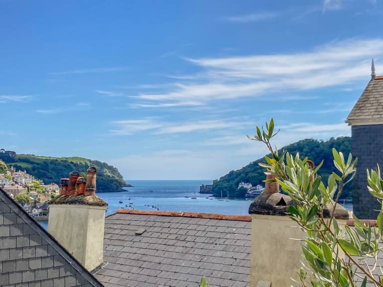 Cottage with garden & terrace in Dartmouth