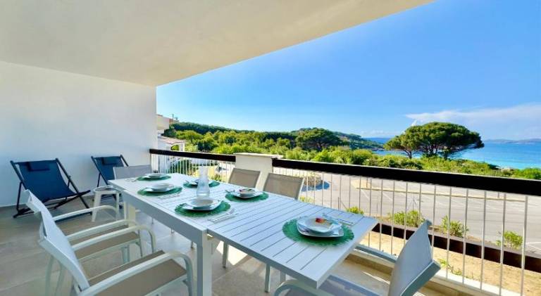 Holiday apartment with pool — photo 2
